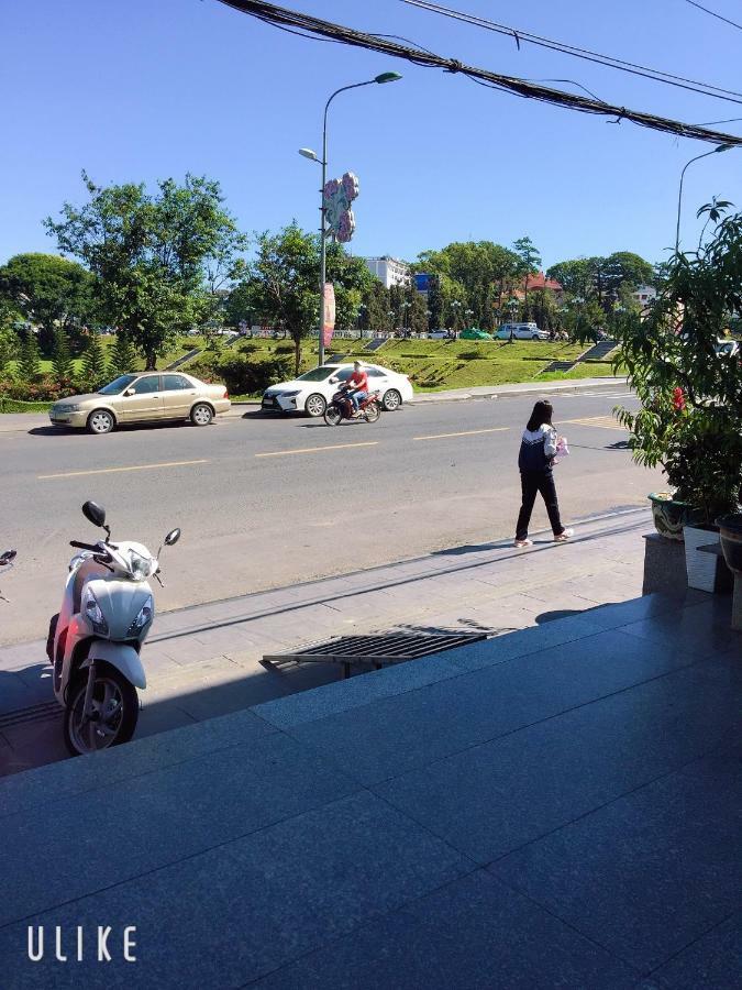 Khach San Tan Thanh Да Лат Екстериор снимка